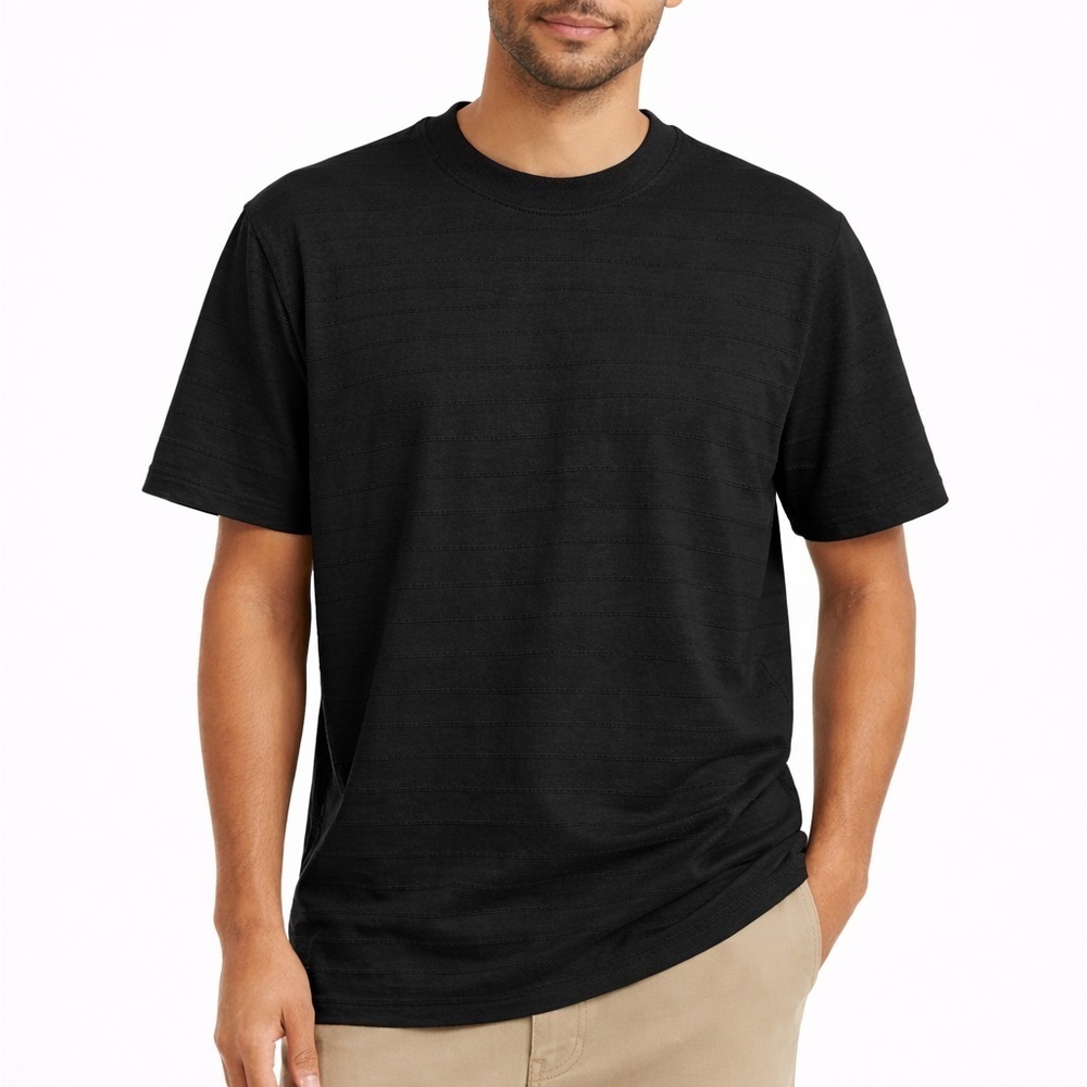 Urban Man • NWT textured tee